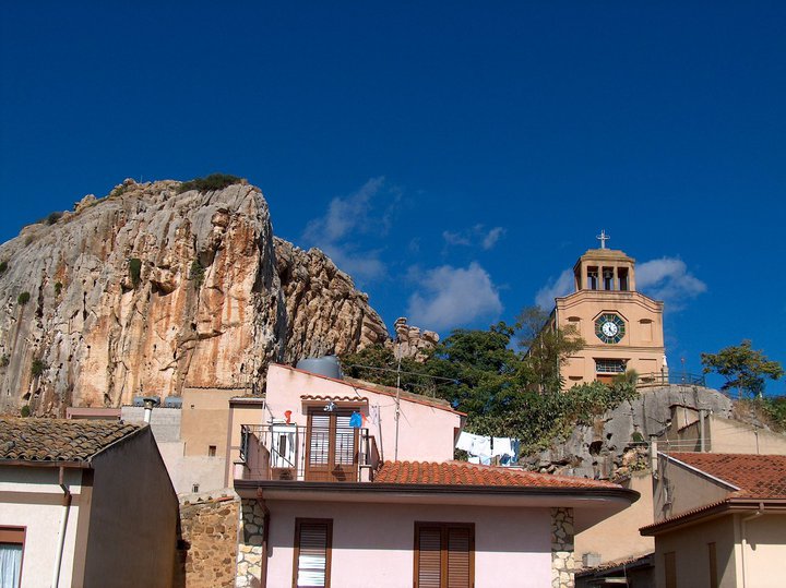 L'Italia si svela Roccapalumba, il paese delle stelle Camper Life