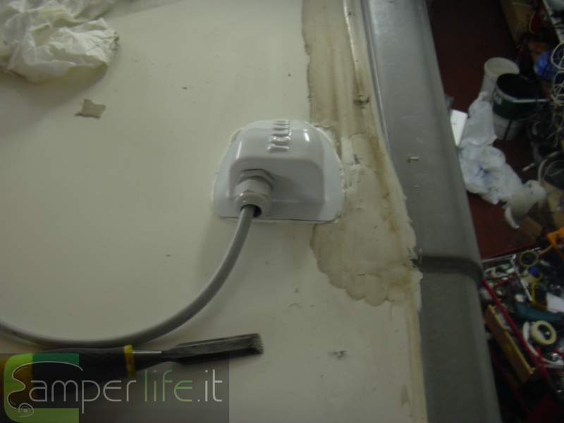 camper fai da te pannello fotovoltaico