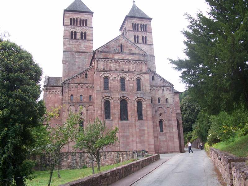 La chiesa abbaziale di Murbach La chiesa abbaziale di Murbach