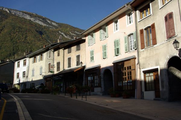 Montmelian La via principale di Montmelian