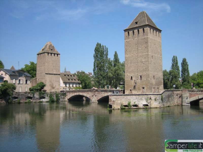 Scorcio di Strasburgo camper francia alsazia strasburgo