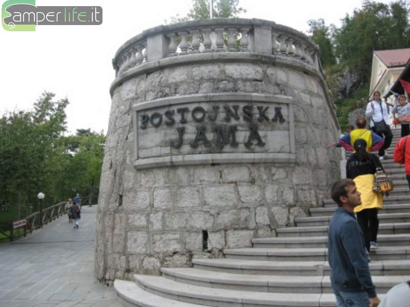 Le grotte di Postumia
