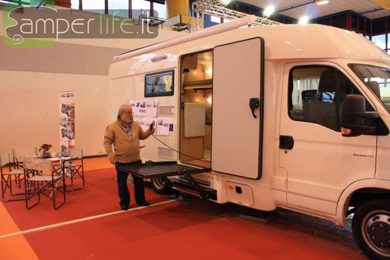 Inaugurazione Mondo Camper Sud a Napoli