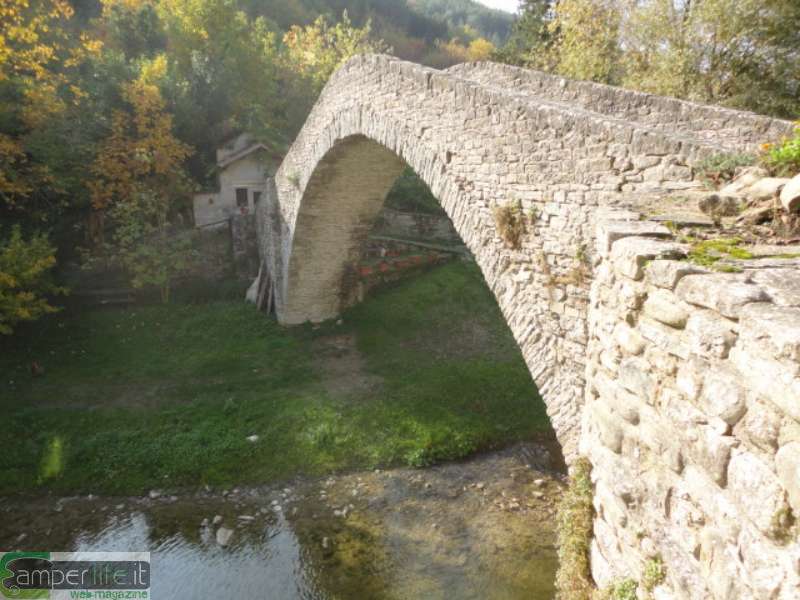 Portico di Romagna, Ponte della Maest�
