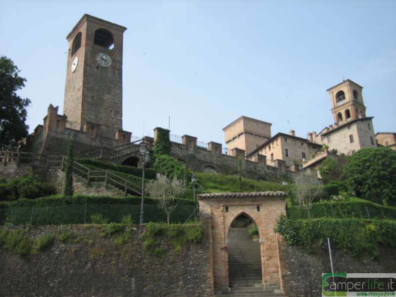 Castelvetro di Modena camper modena emilia castelvetro di Modena