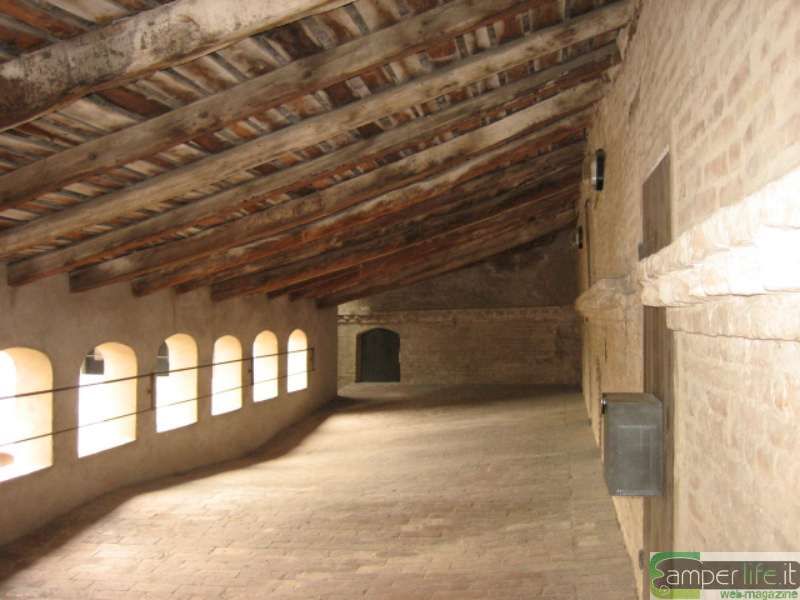 Vignola, i camminamenti della Rocca camper modena emilia Vignola camminamenti rocca