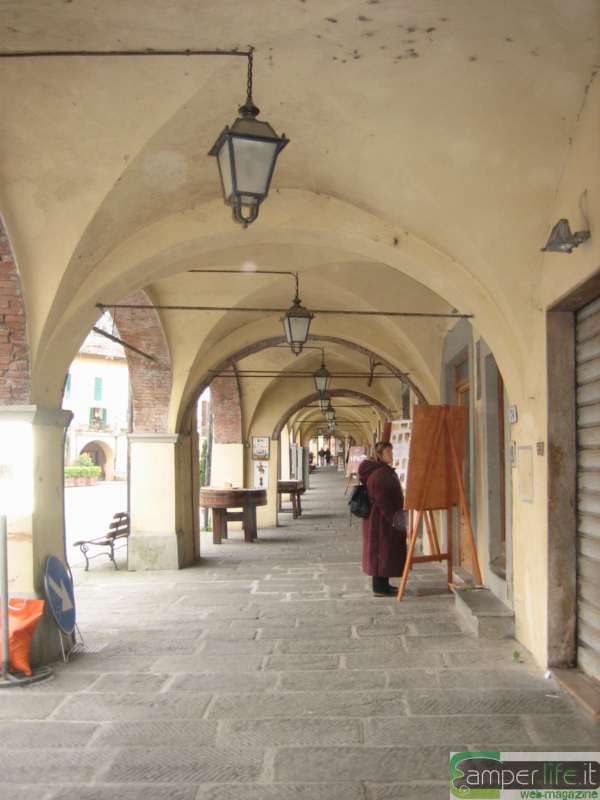 camper toscana firenze greve in chianti piazza matteotti