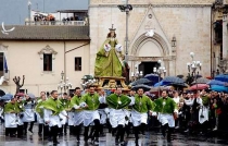 Pasqua e la Settimana Santa a Sulmona (AQ) Pasqua e la Settimana Santa a Sulmona (AQ)