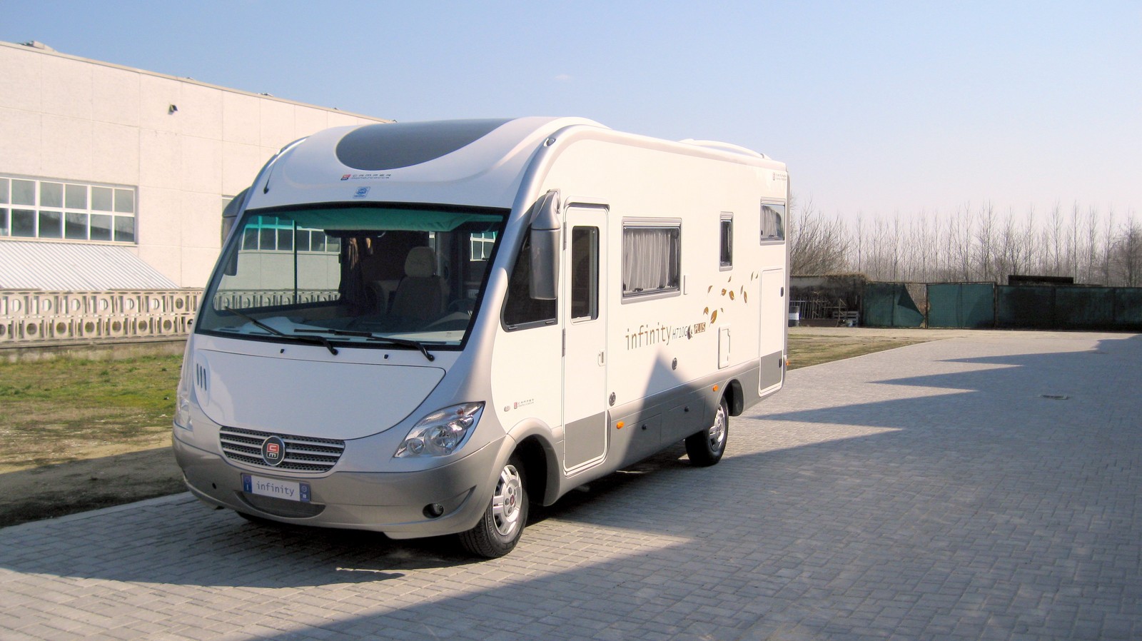 Camper Monoscocca Infinity H710 G plus