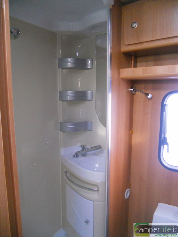 camper plasy P69 P.L.A. doccia