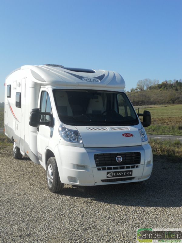 Plasy P69 - vista frontale camper plasy P69 P.L.A.