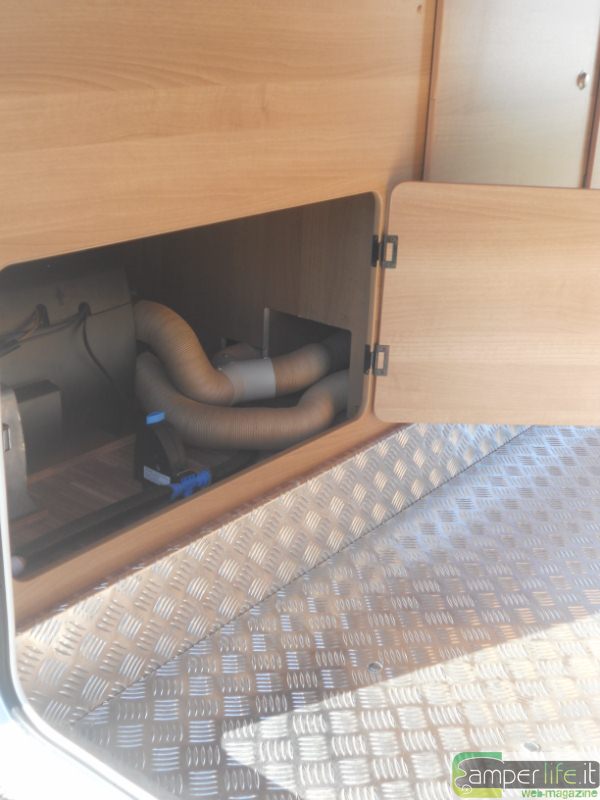 camper plasy P69 P.L.A. truma
