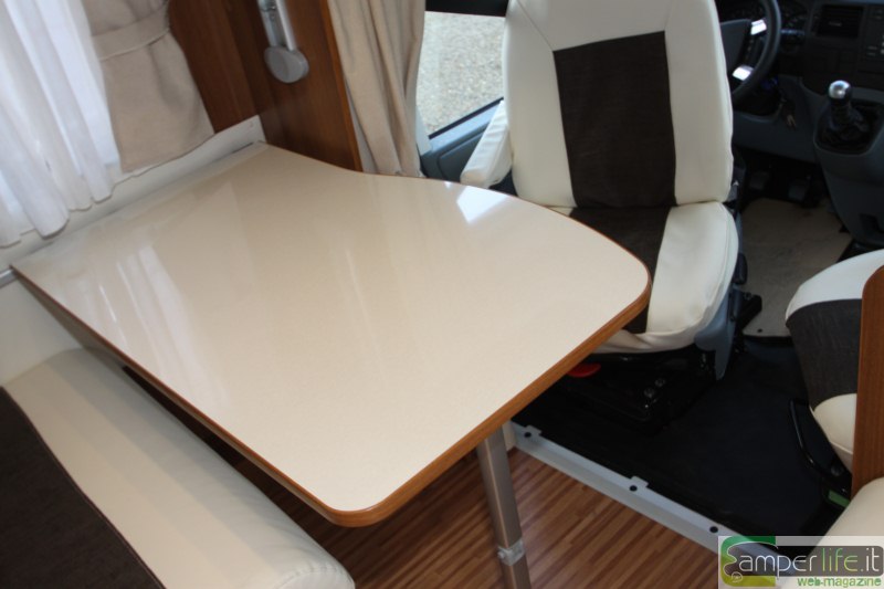 camper Rimor Limited Edition 2012 tavolo