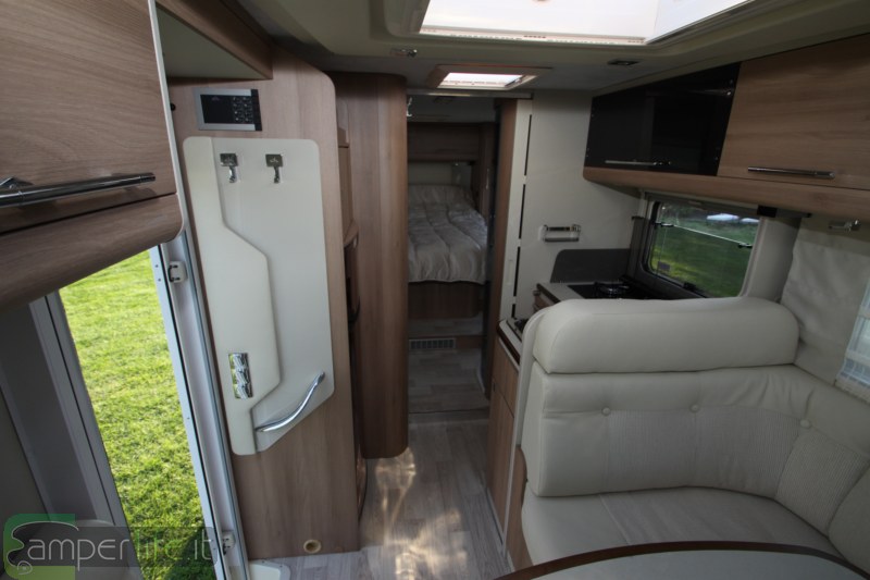 camper riviera sinfonia cucina