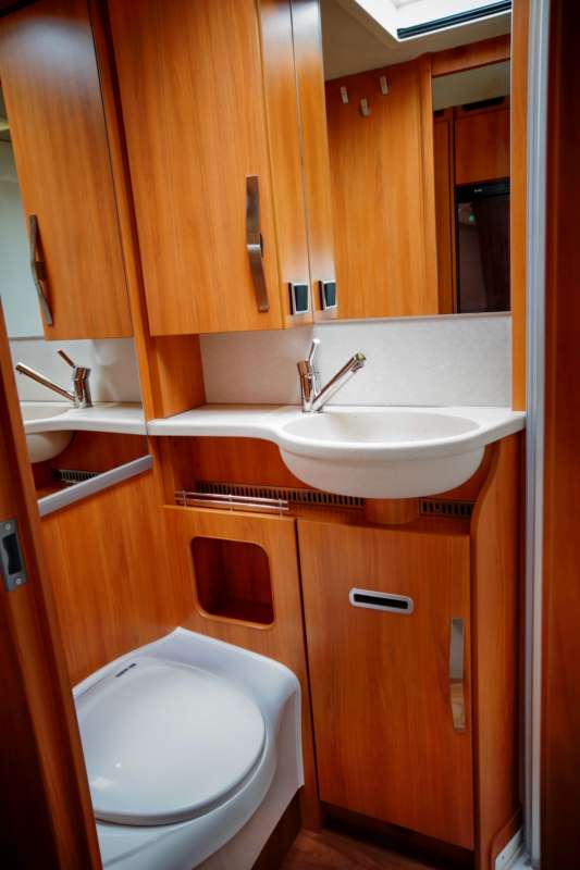 camper camperlife recensioni camper Hymer ML-T 580 4x4 toilette