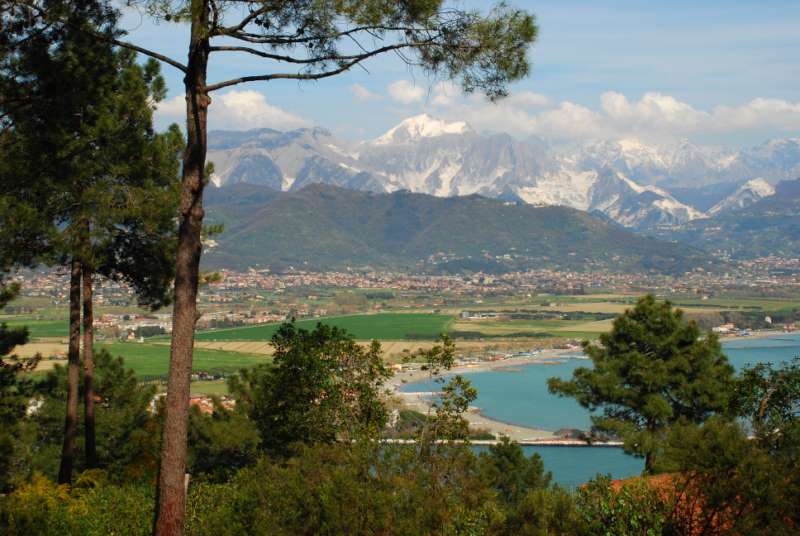 Il promontorio di Montemarcello camper camperlife rivista camperisti Liguria Val di Magra Montemarcello