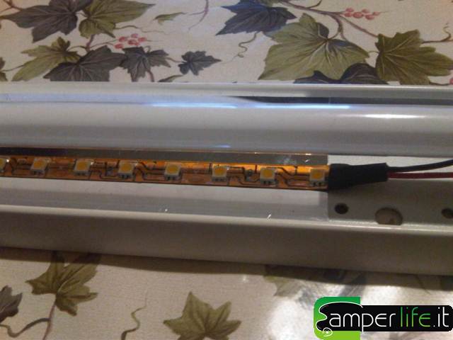 Plafoniere Con Neon A Led : Le mie plafoniere led ex neon camper life