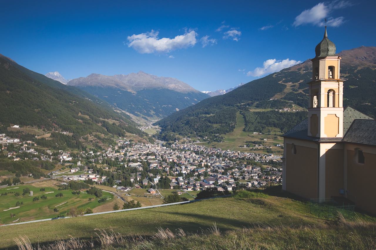 AltaValtellina Chiesa Oga di Bormio, ©ph. Roberto Ganassa – Clickalps