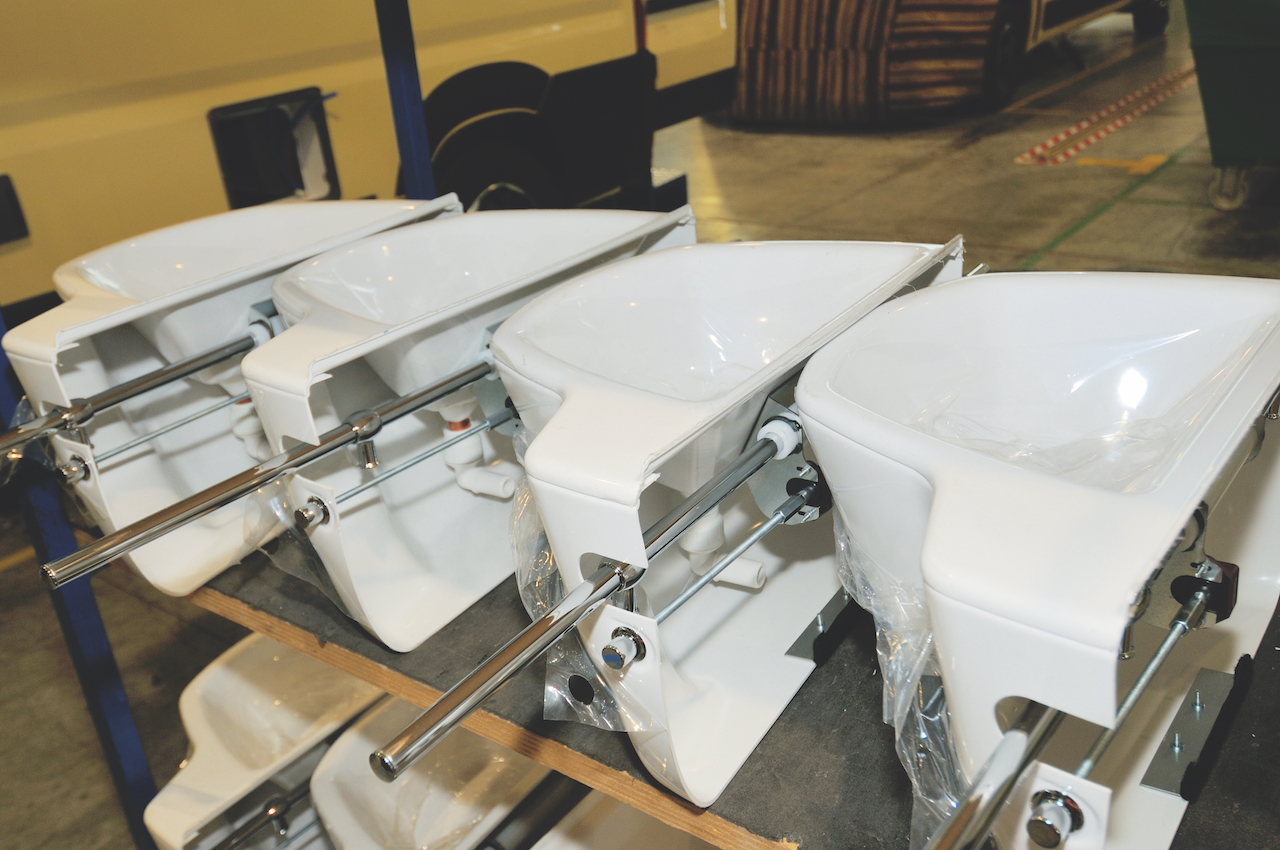 stoccaggio lavandini van