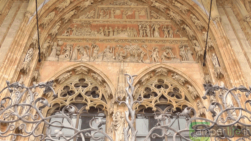 Facciata della Cattedrale di ULM Facciata della Cattedrale di ULM
