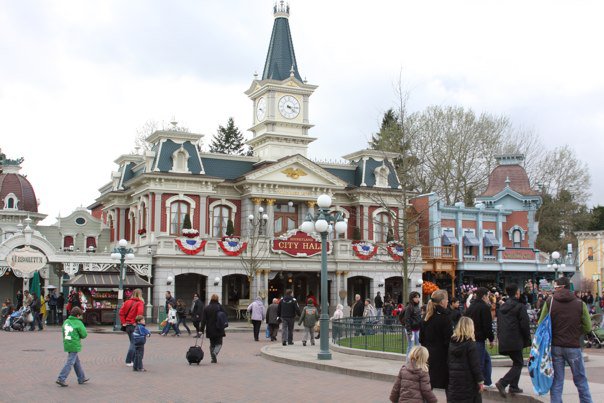 Main Street camper disneyland