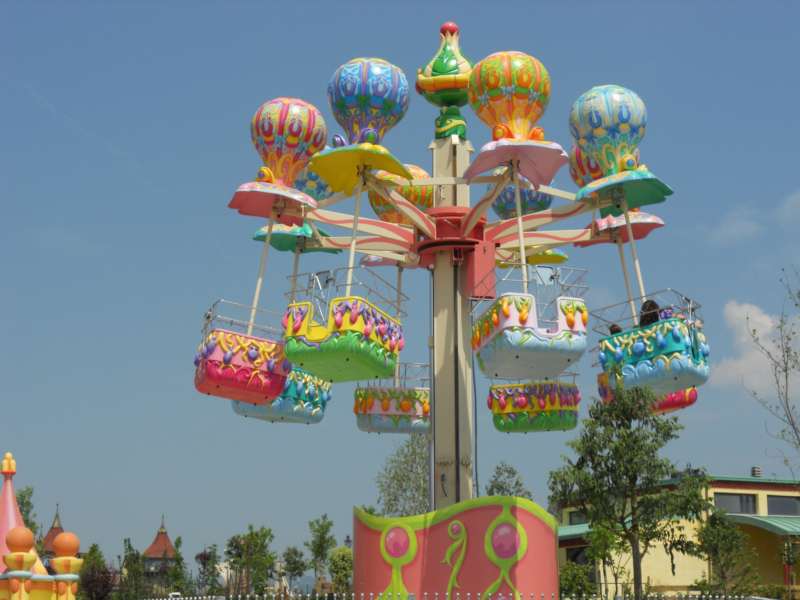 Rainbow MagicLand, la giostra per i bimbi giostra bimbi Rainbow MagicLand camper