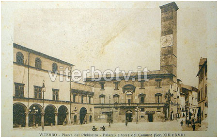 La piazza negli anni 20