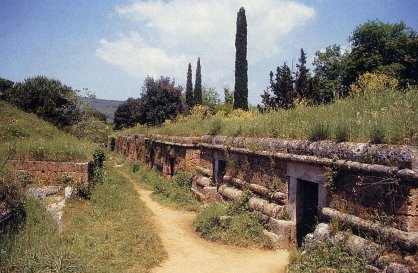 La Necropoli rupestre di Castel d'Asso tuscia viterbo laghi viterbo castel d'asso