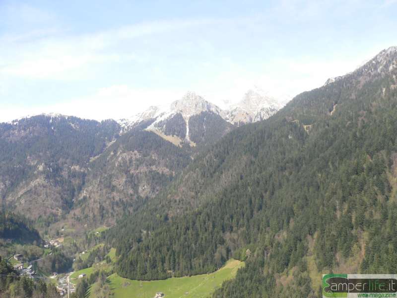 Panorama da Sparavera - Foto di Francesca Piredda camper week end val brembana sparavera panorama