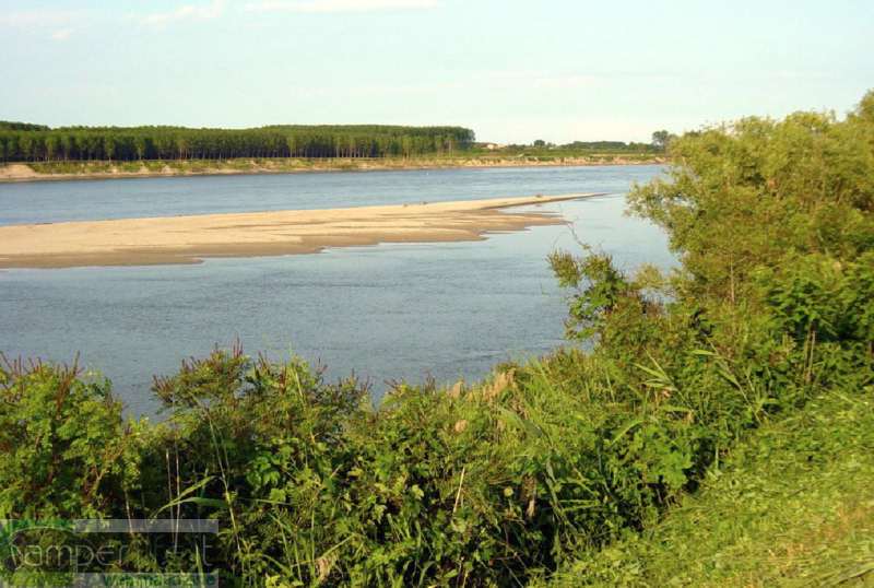 camper mantova po fiume