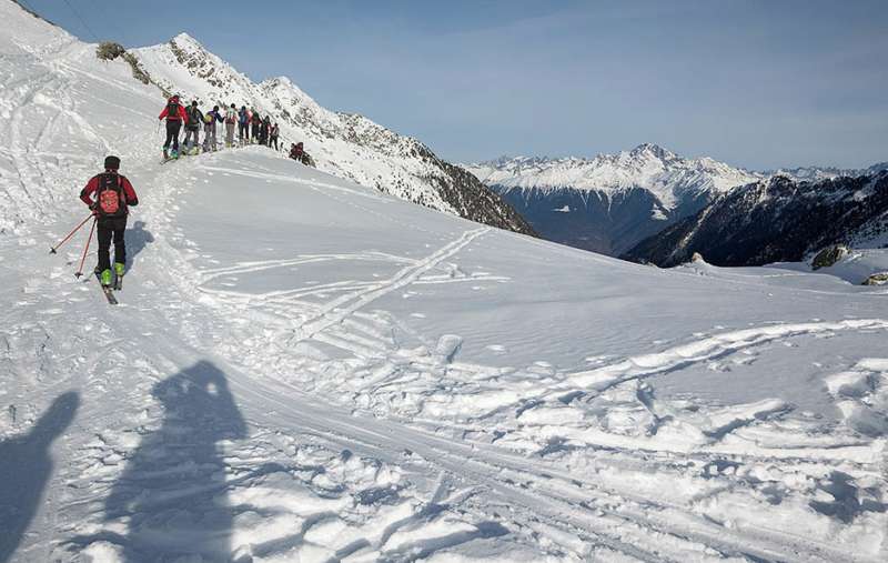 Sci alpinismo al Passo Dordona Sci alpinismo al Passo Dordona