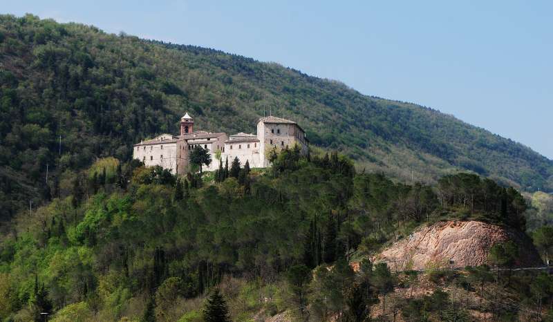 Genga, foto dii FotoGab, da Panoramio