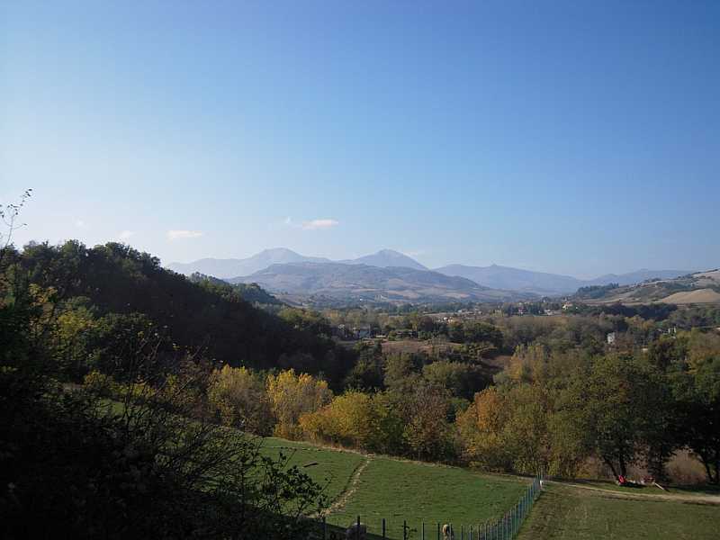 Panorama del monte Catria - Foto di Giovanni Londei