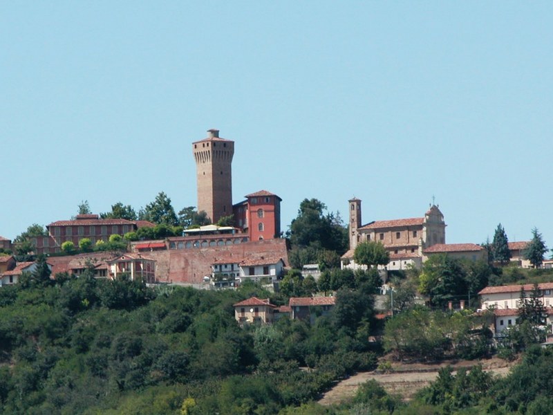 Santa Vittoria d'Alba, il castello Santa Vittoria d'Alba, il castello
