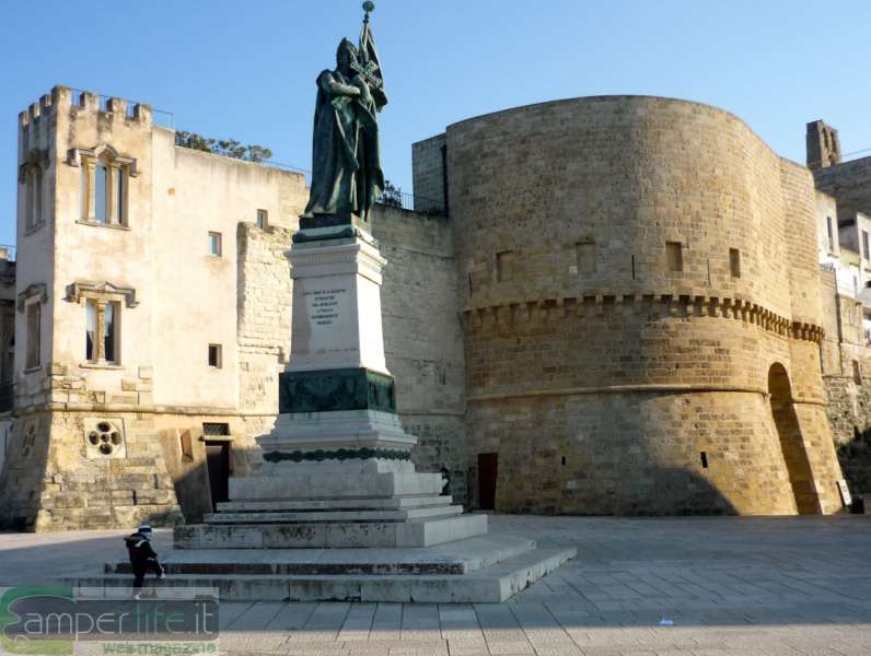 Otranto camper salento otranto monumento