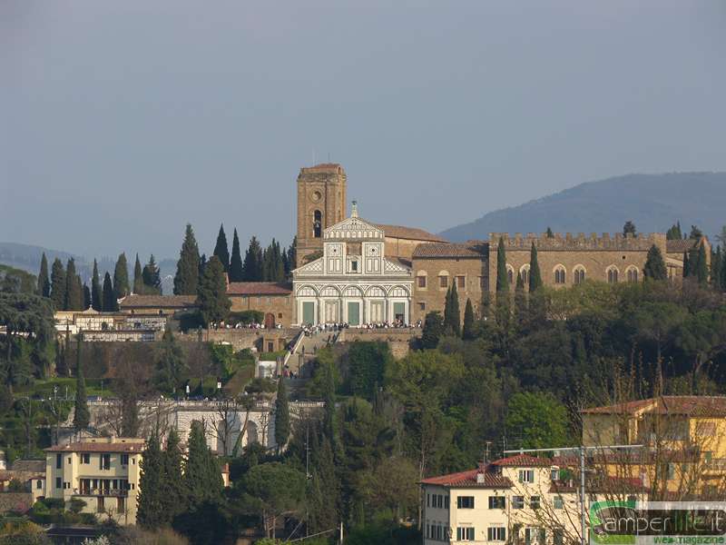 San Mianaito al Monte toscana firenze san miniato monte camper
