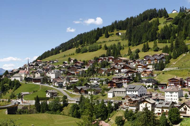Santa Cristina, in Val Gardena camper trekking trentino val gardena santa cristina
