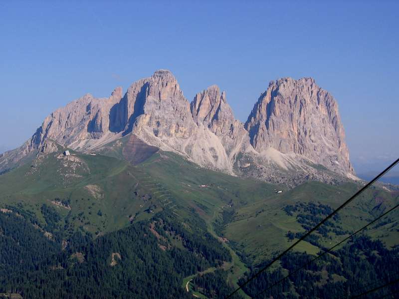 Sassolungo, in Val Gardena camper trekking trentino val gardena sassolungo