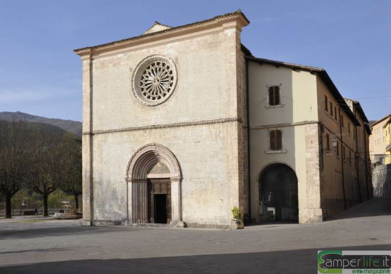Cascia, la chiesa di San Francesco camper umbria valnerina cascia san francesco