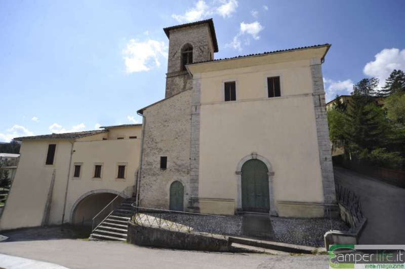 Cascia, la chiesa di Sant'Antonio camper umbria valnerina cascia chiesa sant'antonio