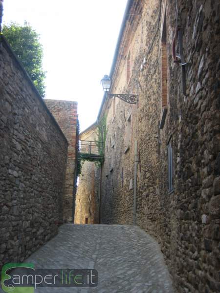 Monte S. Maria Tiberina camper camperdream umbria valle tevere Monte S. Maria Tiberina