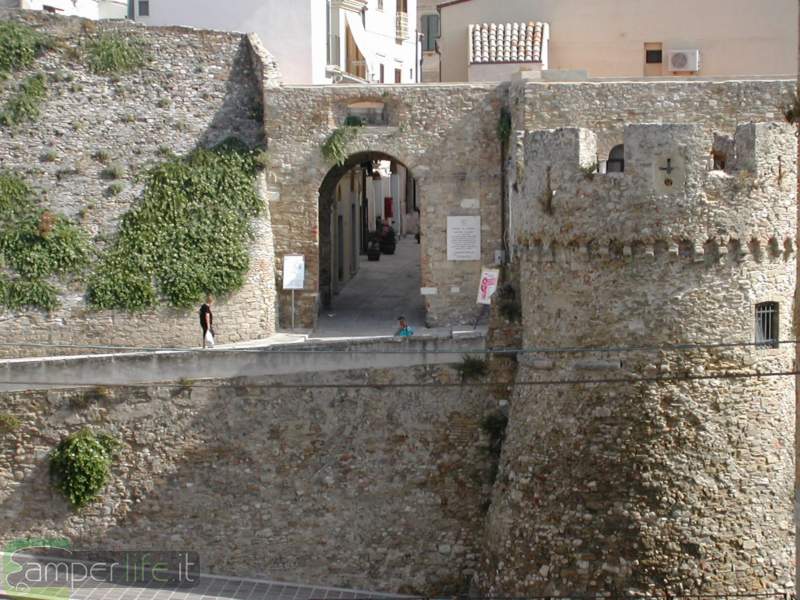 L'ingresso al Borgo