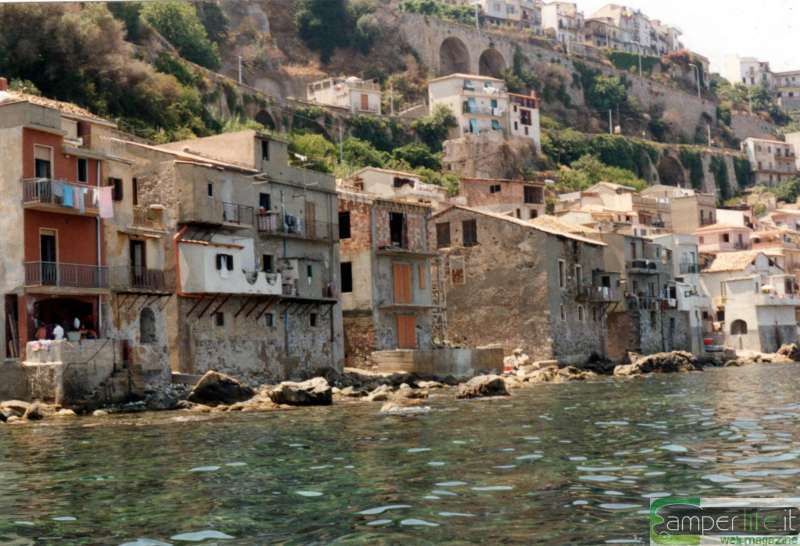 Scilla camper costa tirrenica sicilia scilla