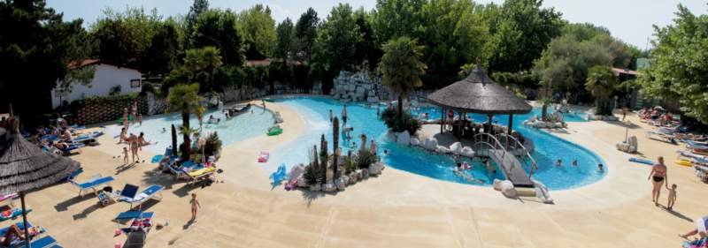 Camping Bungalow Park Tahiti Camping Bungalow Park Tahiti camper ferrara