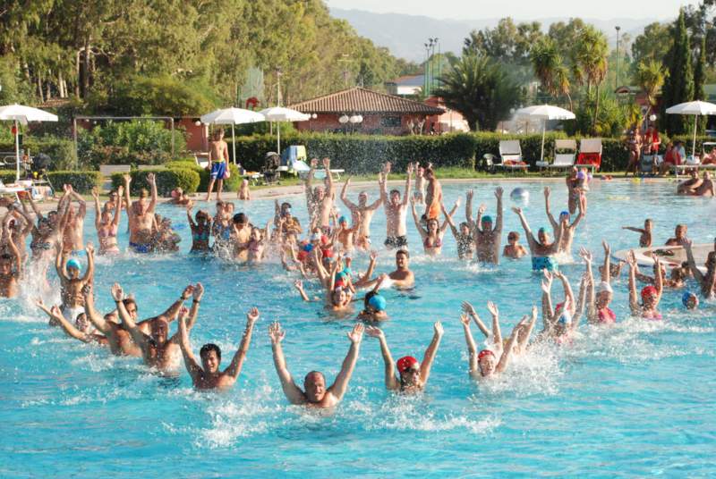 La piscina del camping Villaggio Romantico Camping Villaggio Romantico terracina piscina