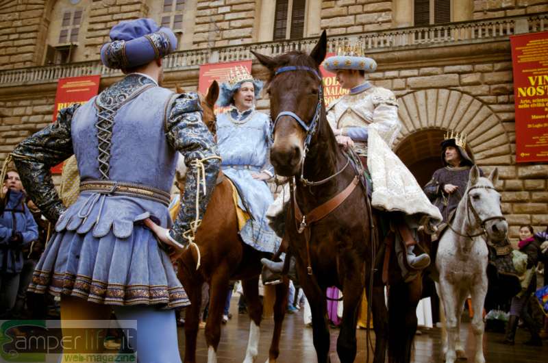 La Cavalcata dei Magi a Firenze, foto da www.comune.fi.it camper natale toscana firenze cavalcata magi