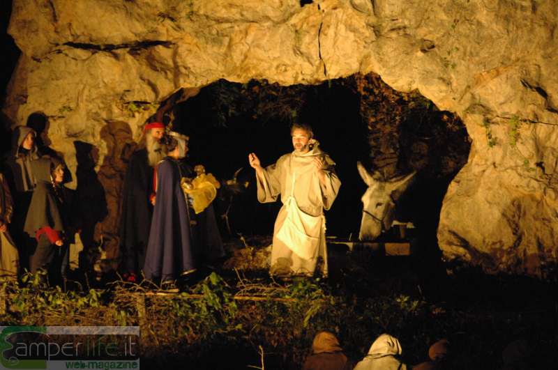 Il Presepe di Greccio camper natale lazio greggio presepe