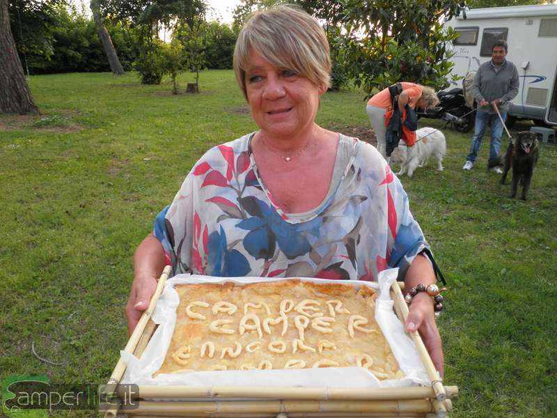 Grazia, admin del gruppo Facebook Camper Camper e ancora Camper camper italo nozze grazia argento