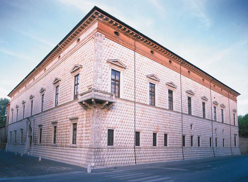 Palazzo Diamanti camper ferrara palazzo diamanti