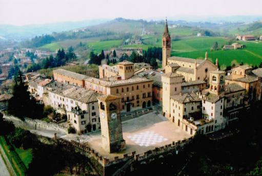 Castelvetro di Modena, foto Venturelli camper modena emilia castelvetro di modena